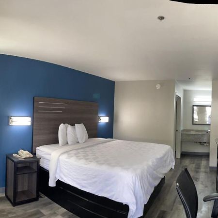 Griffin Inn & Suites 外观 照片